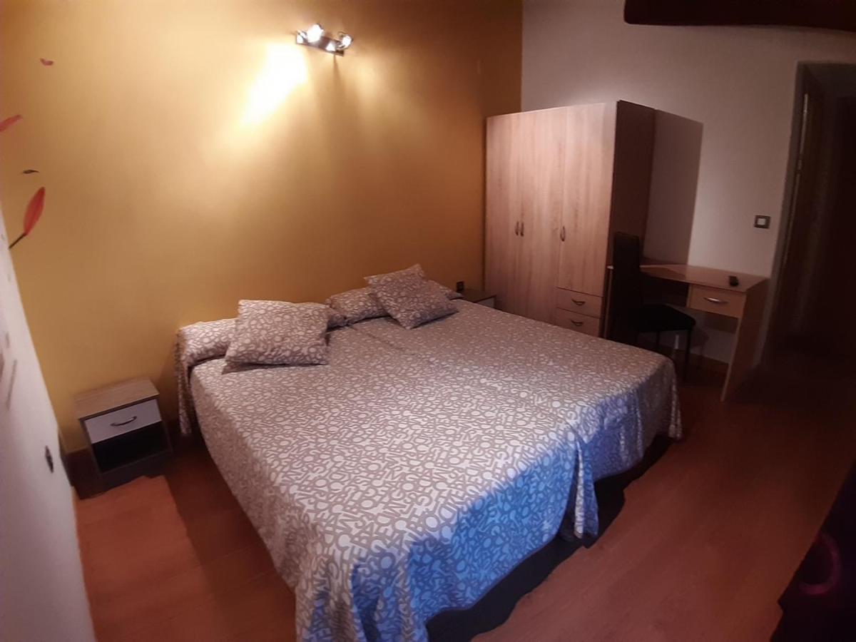 Vivienda Turistica La Catedral Villa Santo Domingo De La Calzada Eksteriør bilde